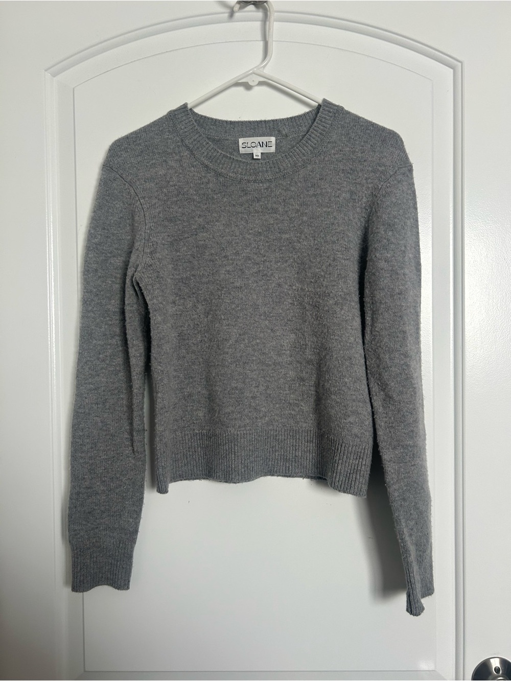 SLOANE 100% Cashmere Crewneck Sweater Size XS Chic Preppy Quiet Luxury Minimal
